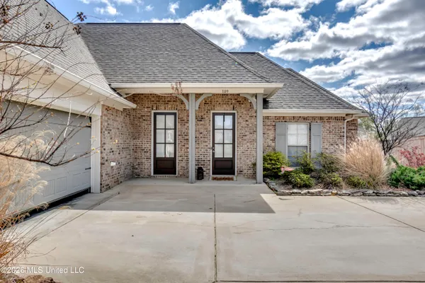 $369,900 | 109 Hampstead Drive, Madison, MS 39110