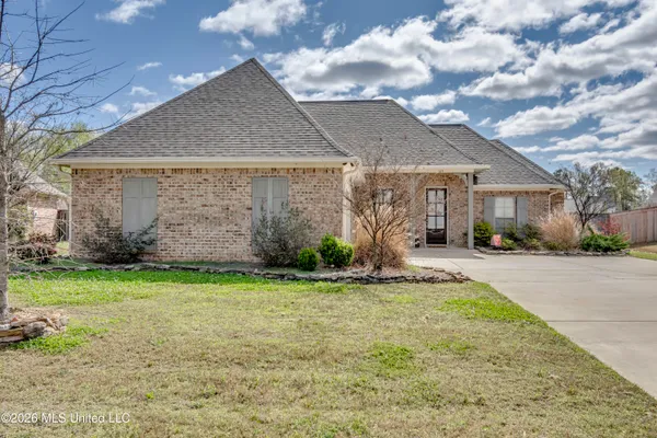 $369,900 | 109 Hampstead Drive, Madison, MS 39110