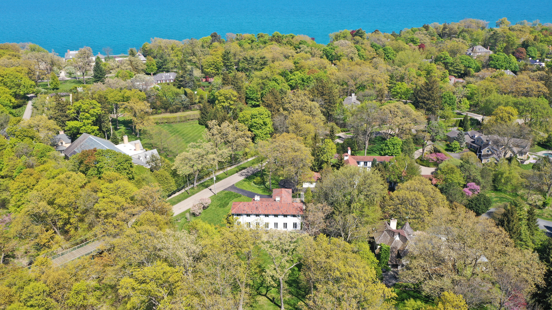 1220 Elm Tree Road Lake Forest, IL 60045 - Photo 3 of 55