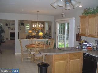 18 Joseph's Way Reading, PA 19607 - Photo 2 of 6