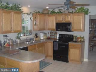 18 Joseph's Way Reading, PA 19607 - Photo 3 of 6