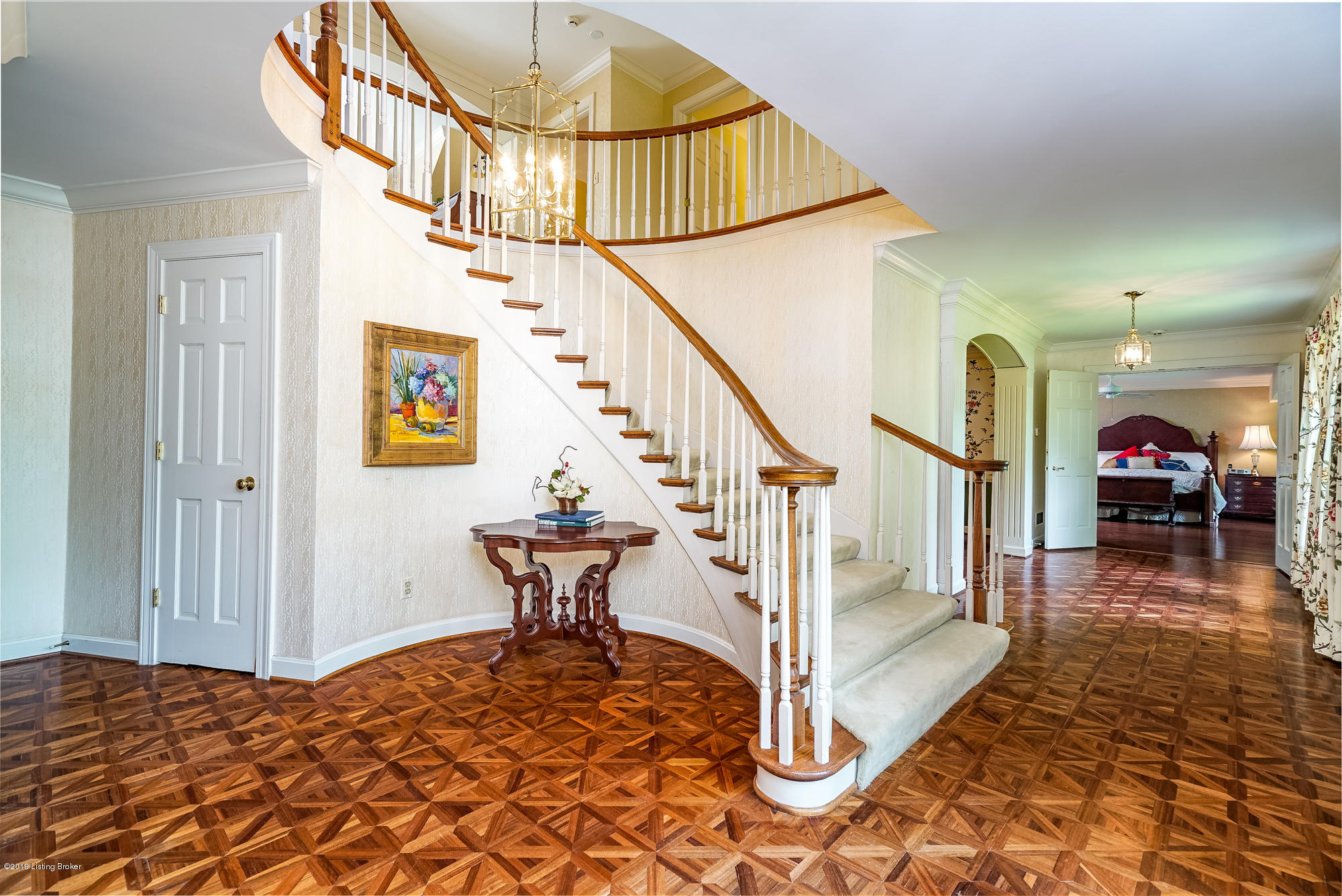 11600 Valley View Road Anchorage, KY 40223 - Photo 16 of 91 Grand Entry Foyer