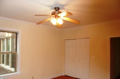 2450 West Addison Street, Unit 2B Chicago, IL 60618 - Photo 6 of 10 a lamp on a small space with a window