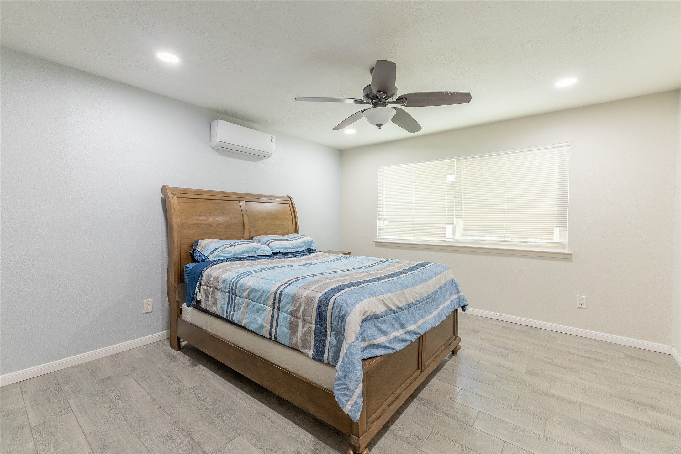 6323 Bridgegate Drive Spring, TX 77373 - Photo 12 of 23 Primary BR