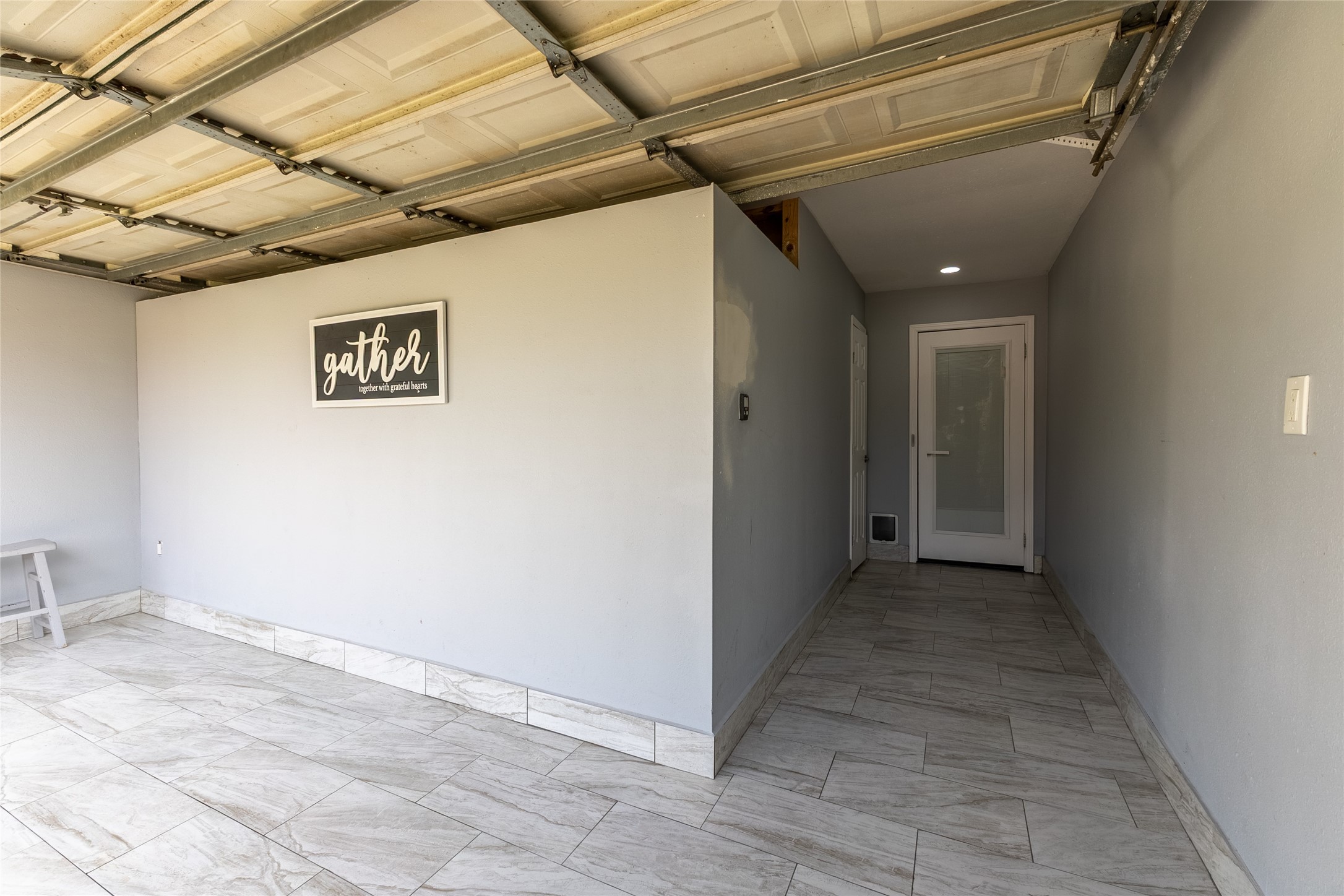 6323 Bridgegate Drive Spring, TX 77373 - Photo 9 of 23 Garage entrance