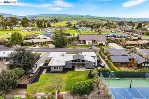 $1,699,900 | 4669 Almond Circle, Livermore, CA 94550