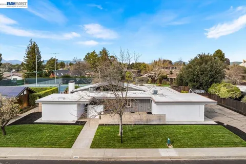 $1,699,900 | 4669 Almond Circle, Livermore, CA 94550