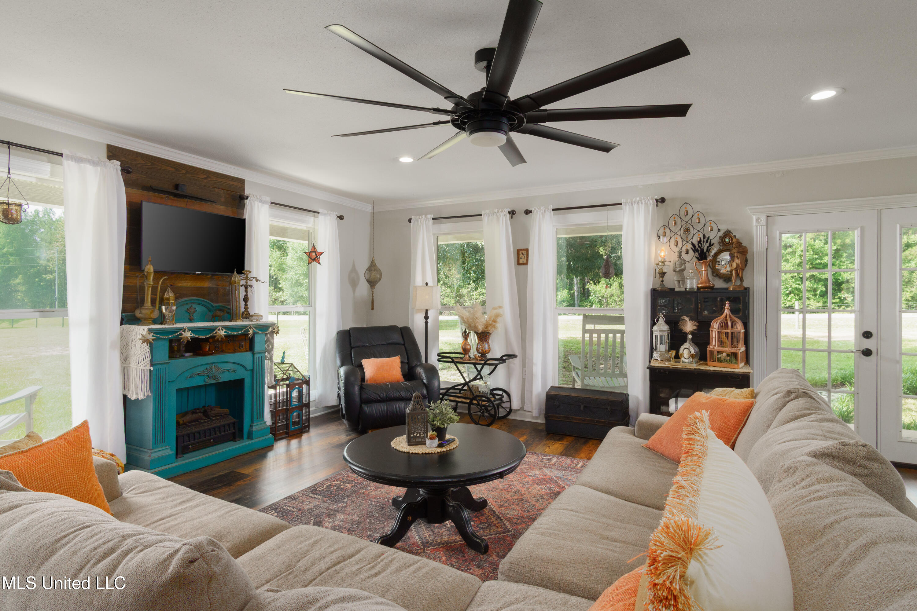 5211 Agricola Latonia Road Lucedale, MS 39452 - Photo 4 of 50 Living Room