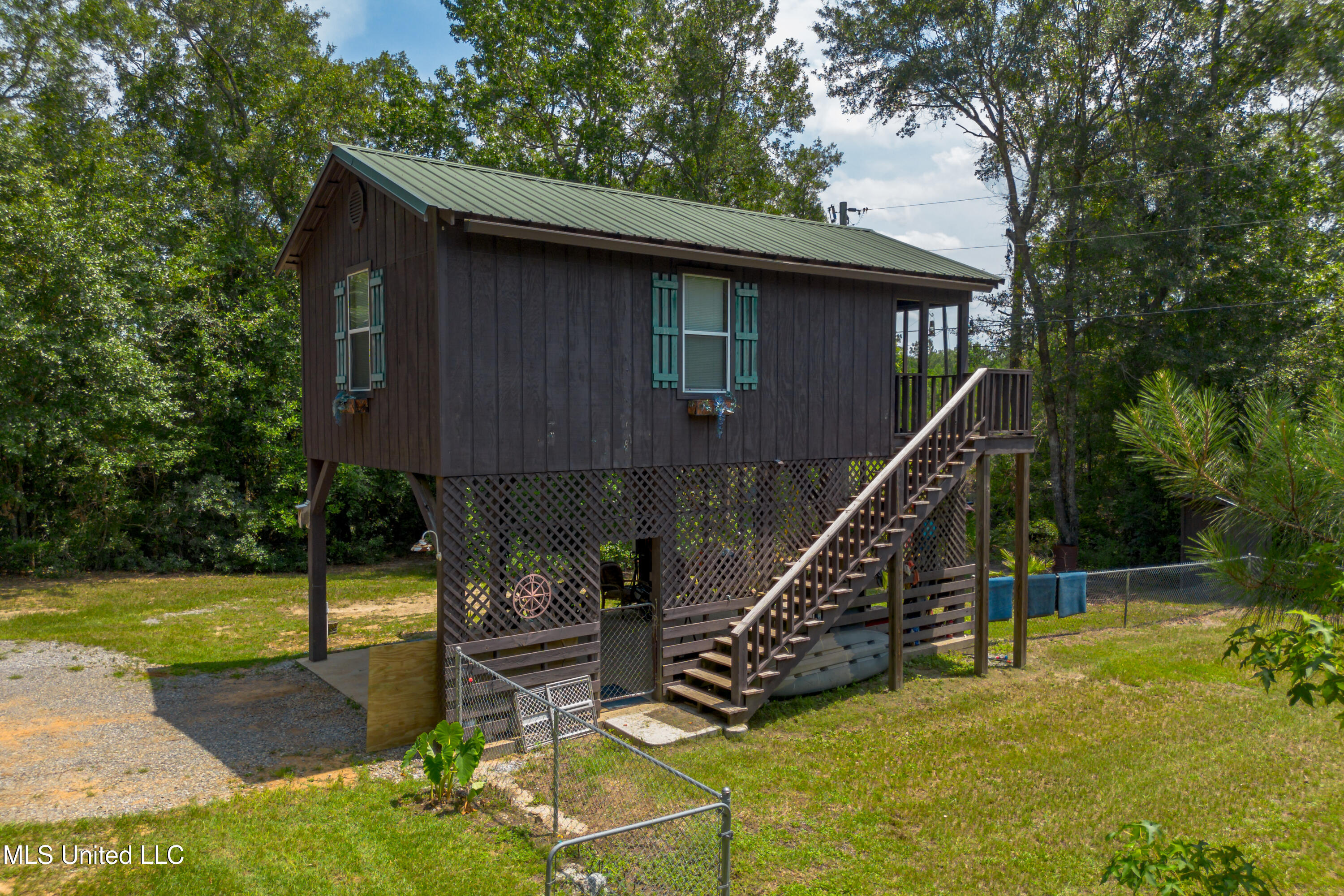 5211 Agricola Latonia Road Lucedale, MS 39452 - Photo 41 of 50 Guest Cabin