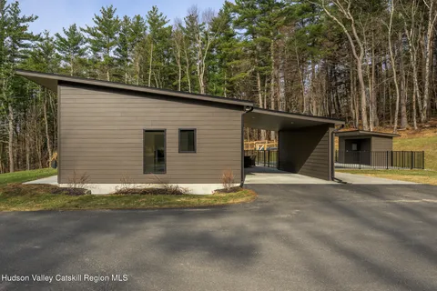 $1,350,000 | 501 Birch Lane, Craryville, NY 12521