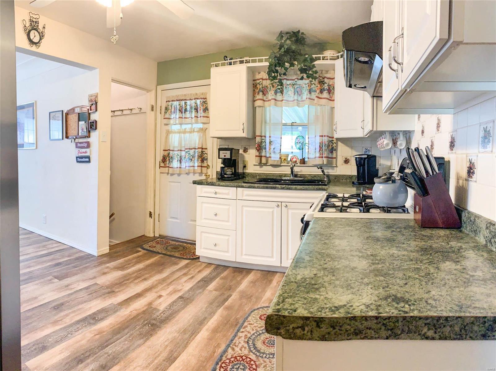 3507 Johnson Road Granite City, IL 62040 - Photo 11 of 22 Gallery Image 11