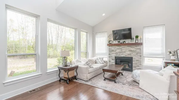 $838,000 | 24 Loon Lane, Ann Arbor, MI 48103