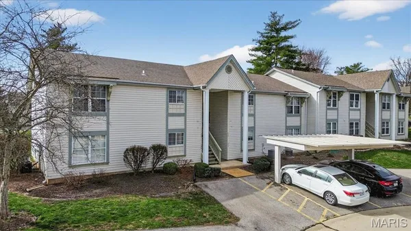 $165,000 | 761 Sugar Glen Drive, Unit 5, St. Peters, MO 63376
