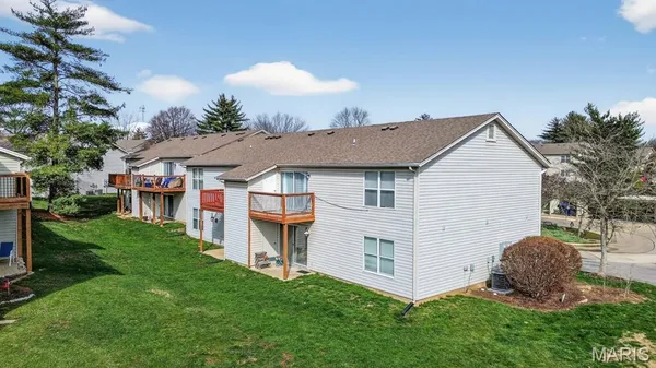 $165,000 | 761 Sugar Glen Drive, Unit 5, St. Peters, MO 63376