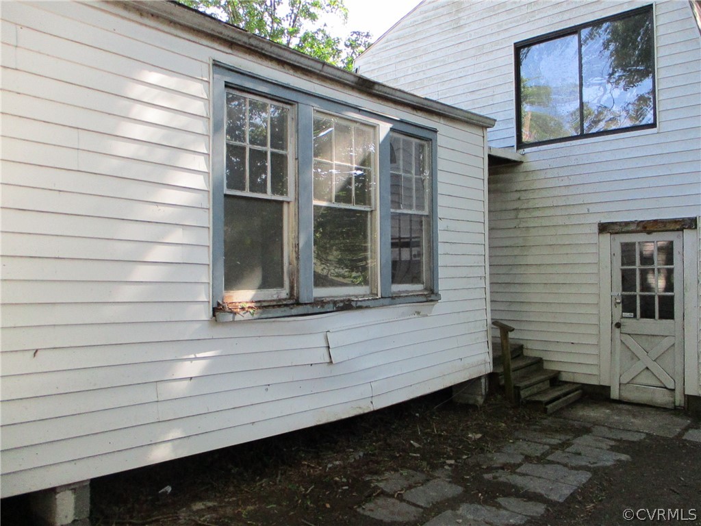 6103 Hermitage Road Henrico, VA 23228 - Photo 4 of 28