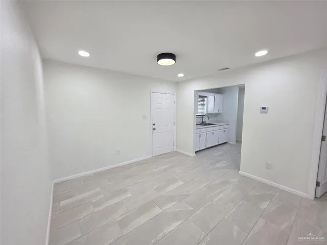 $163,900 | 1619 West 18th Street, Mission, TX 78572