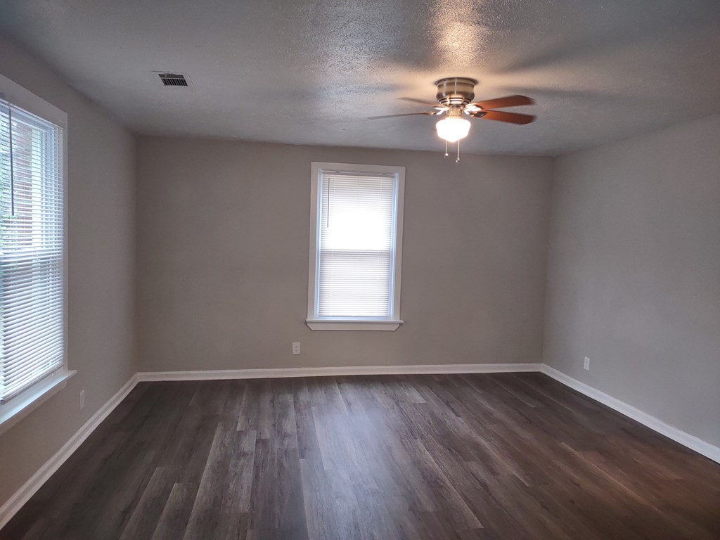 285 Youngs Mill Road LaGrange, GA 30241 - Photo 5 of 29