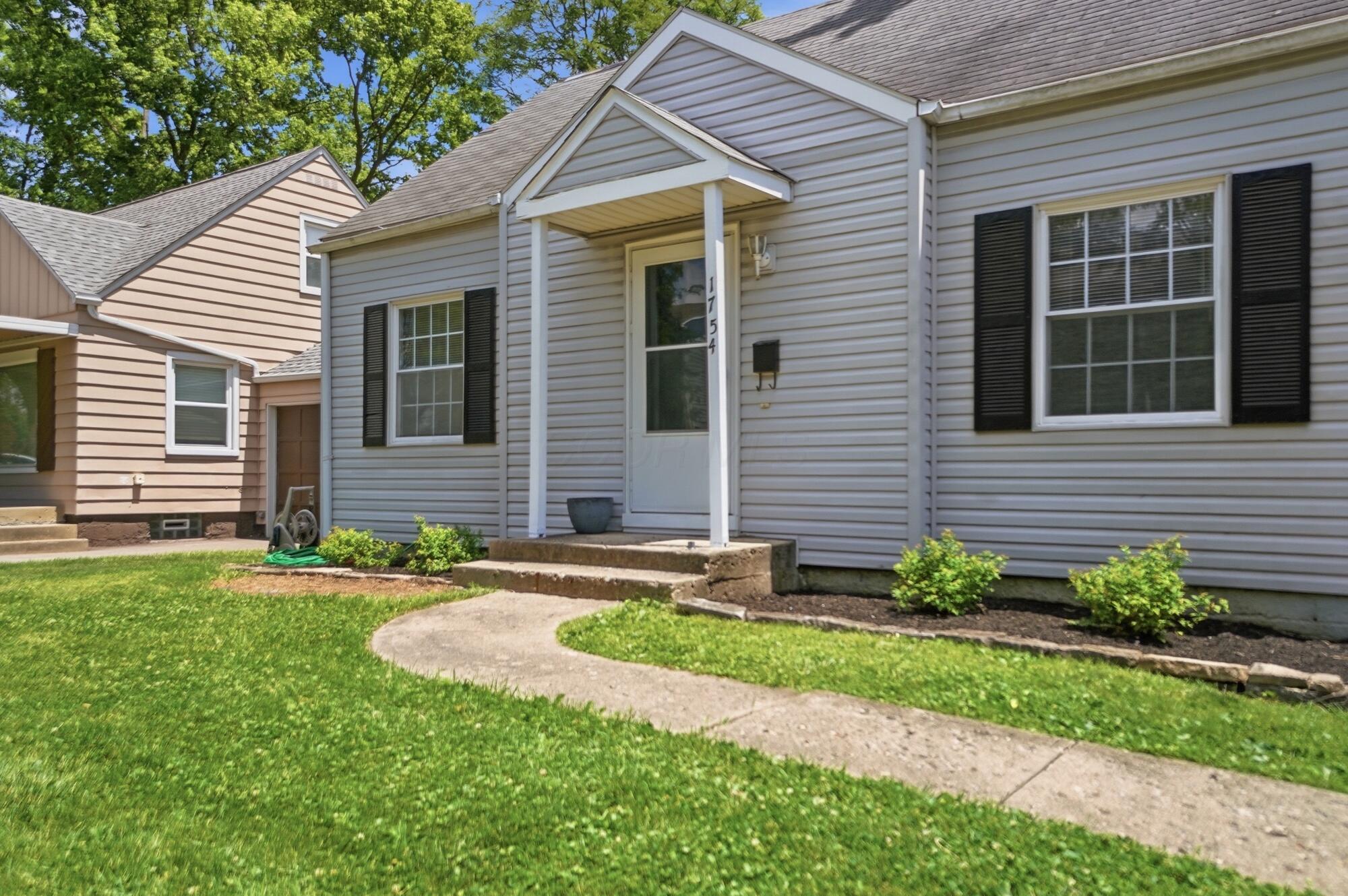 1754 Kenny Road Columbus, OH 43212 - Photo 5 of 57