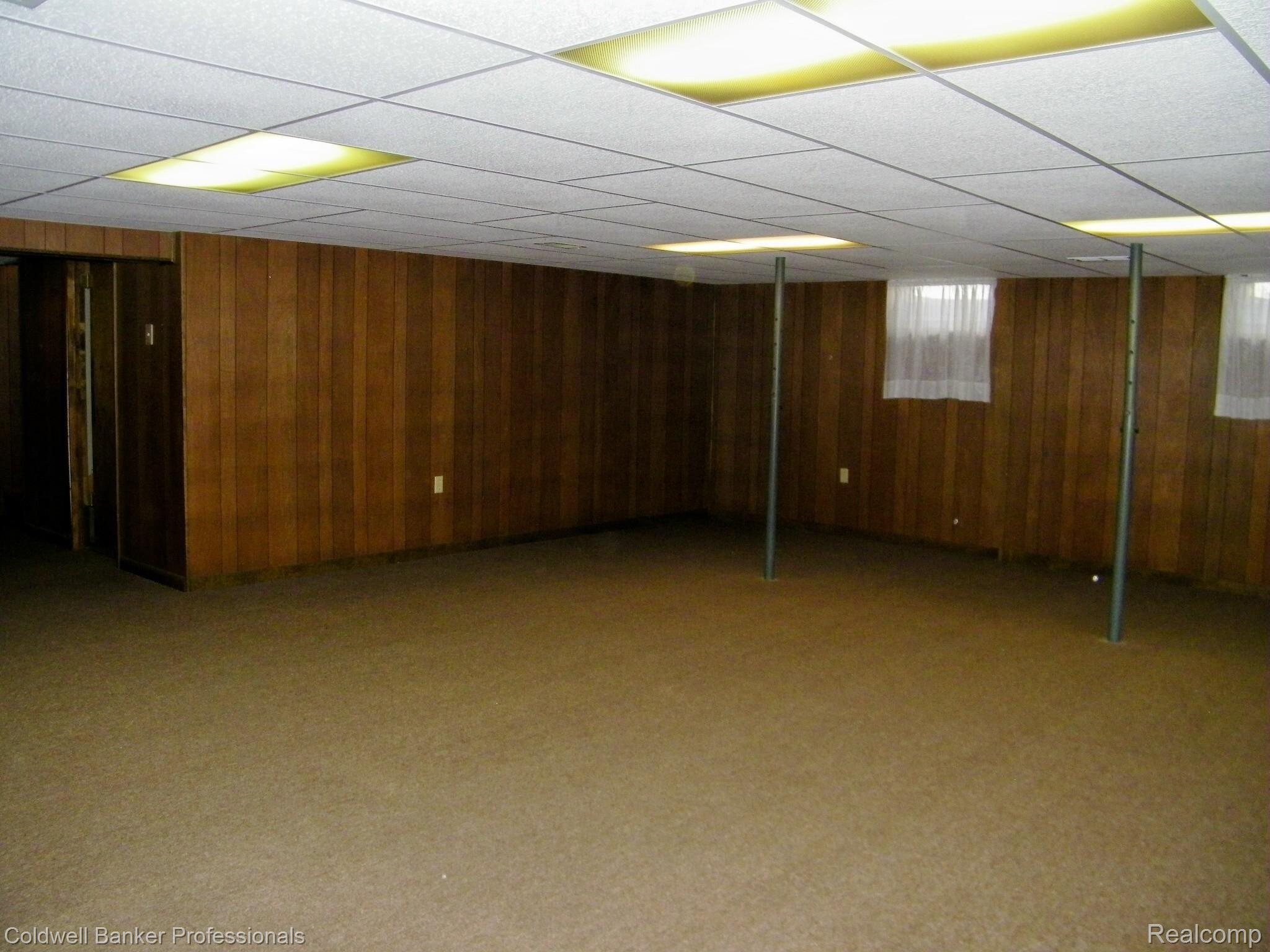 8198 Jefferson Road North Branch, MI 48461 - Photo 22 of 22 100_0470.jpg