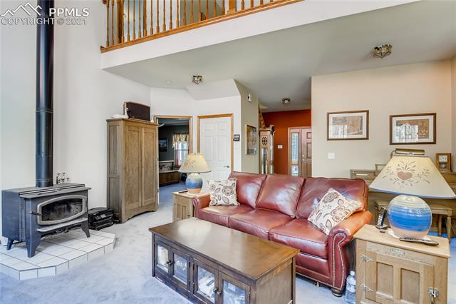 16660 Winchester Road Colorado Springs, CO 80908 - Photo 5 of 49 Gallery Image 5
