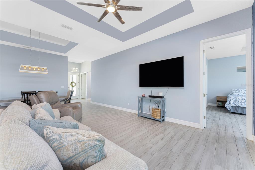 126 Hunter Road Rotonda West, FL 33947 - Photo 13 of 65 Gallery Image 13