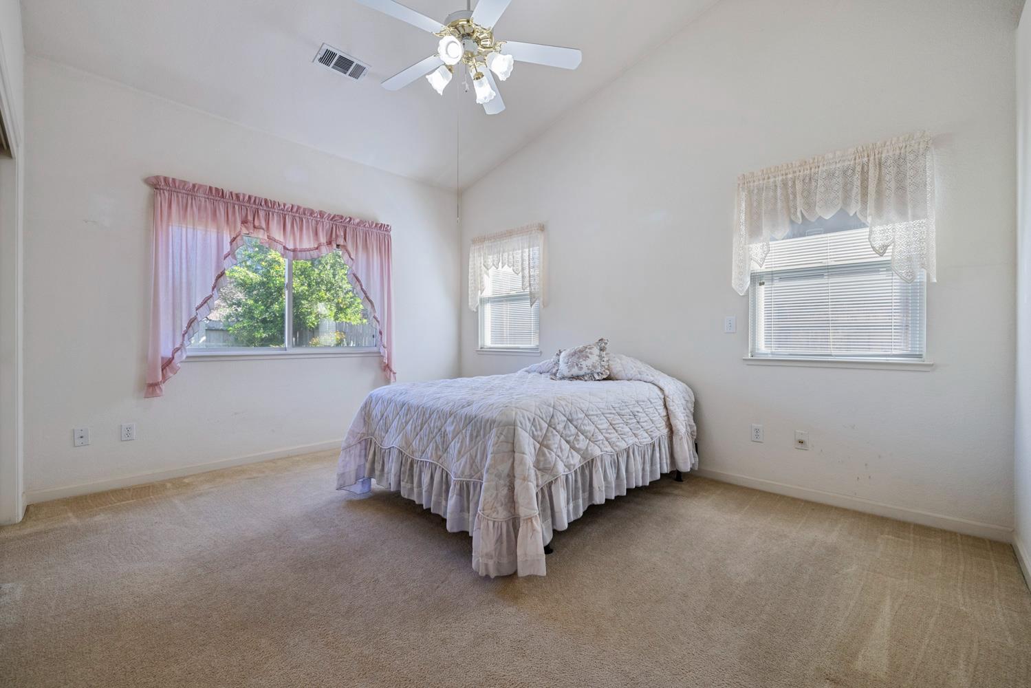 2223 Shire Way Turlock, CA 95380 - Photo 15 of 28