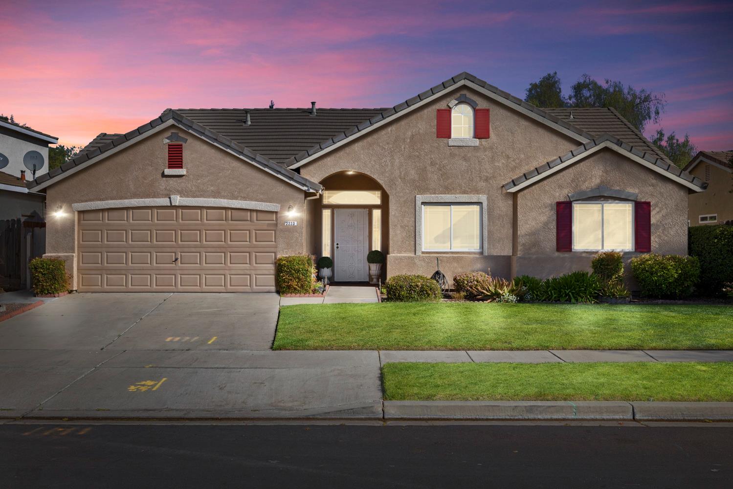 2223 Shire Way Turlock, CA 95380 - Photo 4 of 28