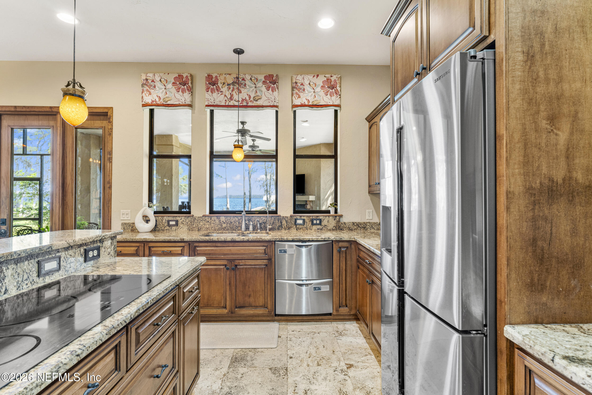 530 Clifton Road Crescent City, FL 32112 - Photo 18 of 69 Kitchen