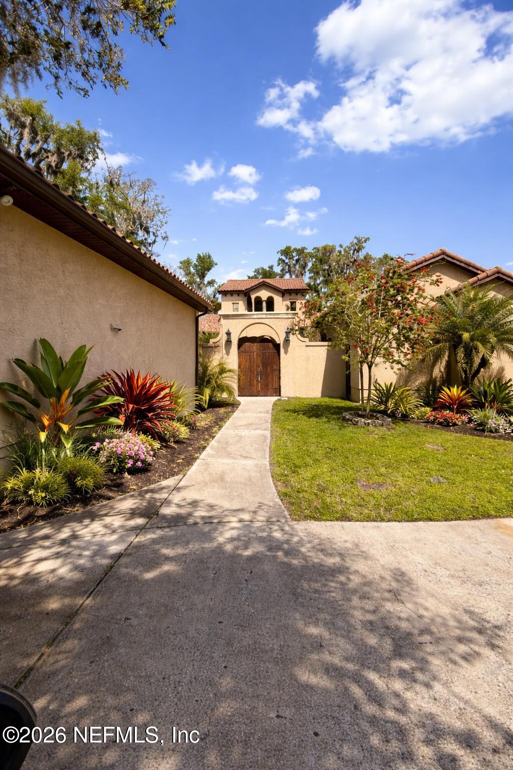 530 Clifton Road Crescent City, FL 32112 - Photo 4 of 69 Spanish Revival