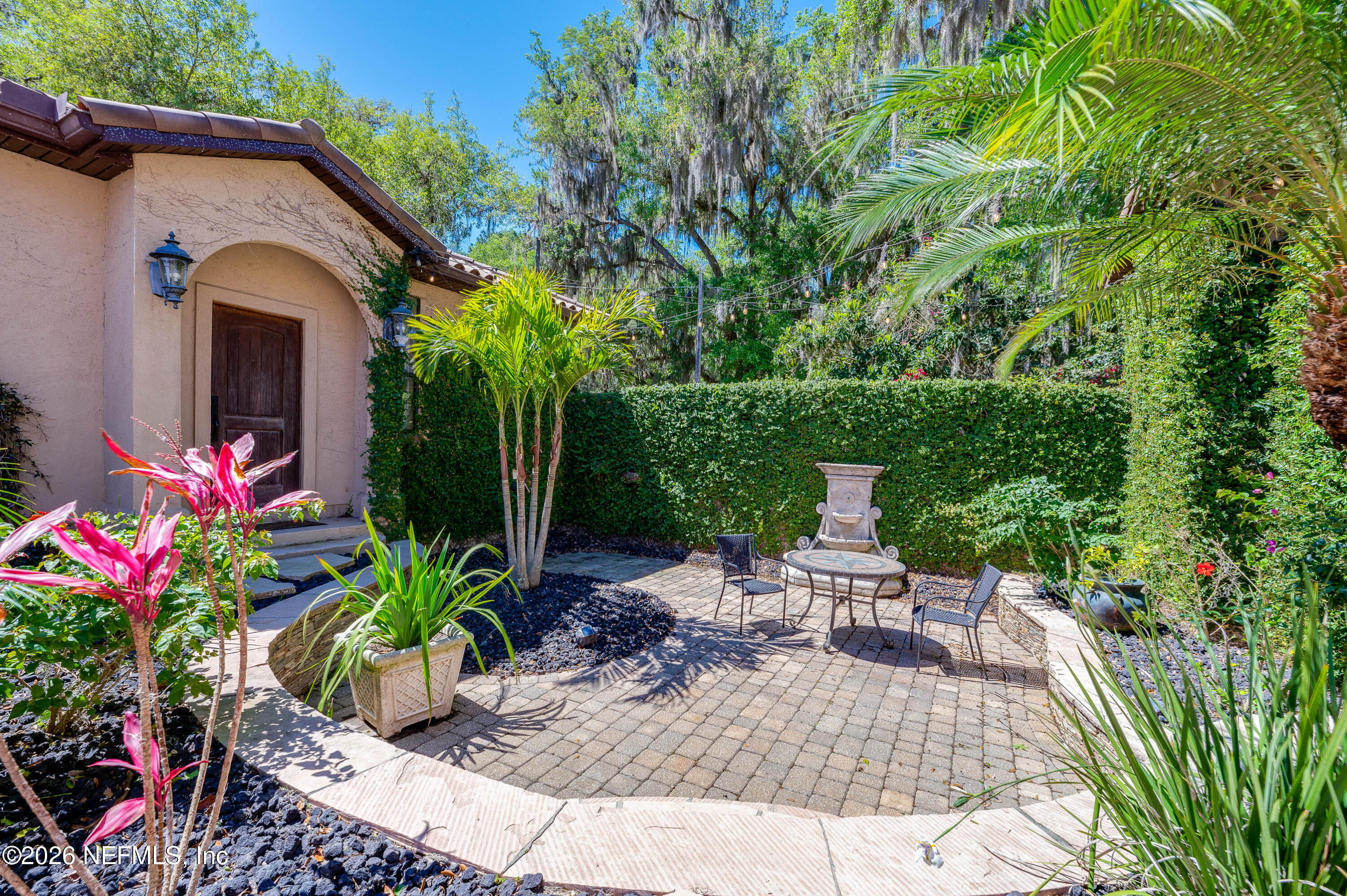 530 Clifton Road Crescent City, FL 32112 - Photo 51 of 69 Courtyard