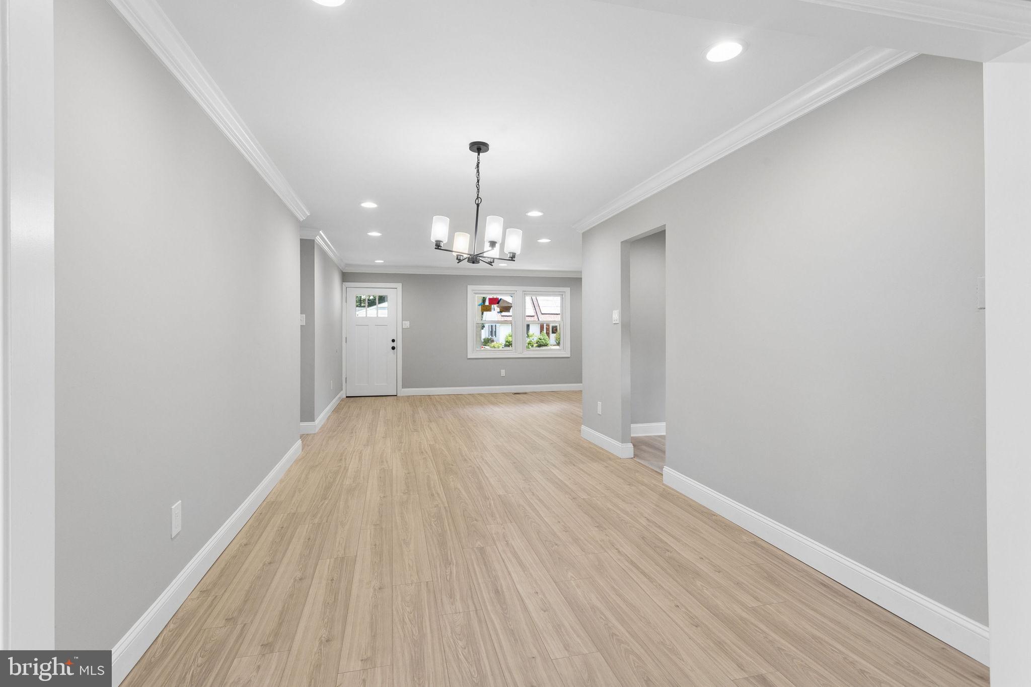 29 Executive Lane Willingboro, NJ 08046 - Photo 10 of 29 Dining Room