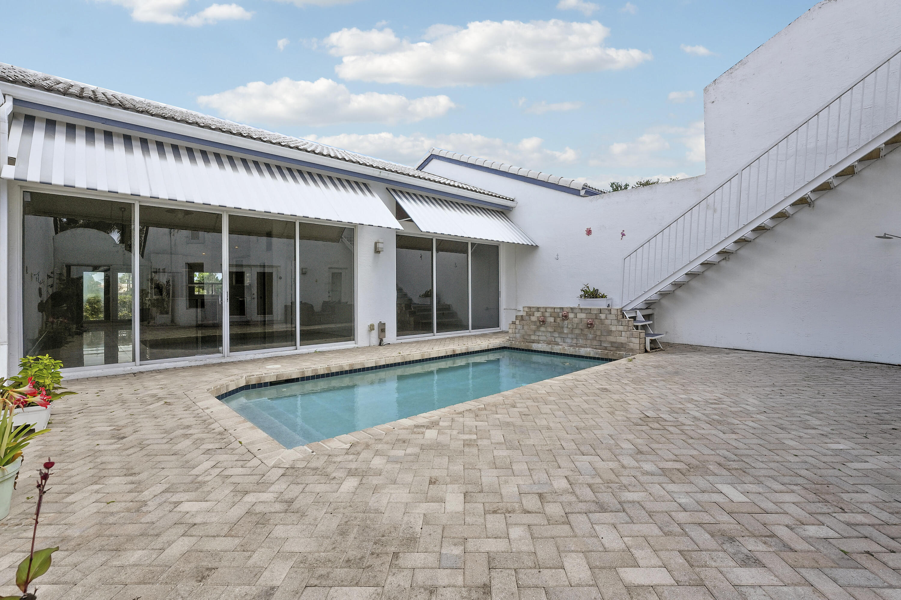 3703 Mykonos Court Boca Raton, FL 33487 - Photo 33 of 48 House-6