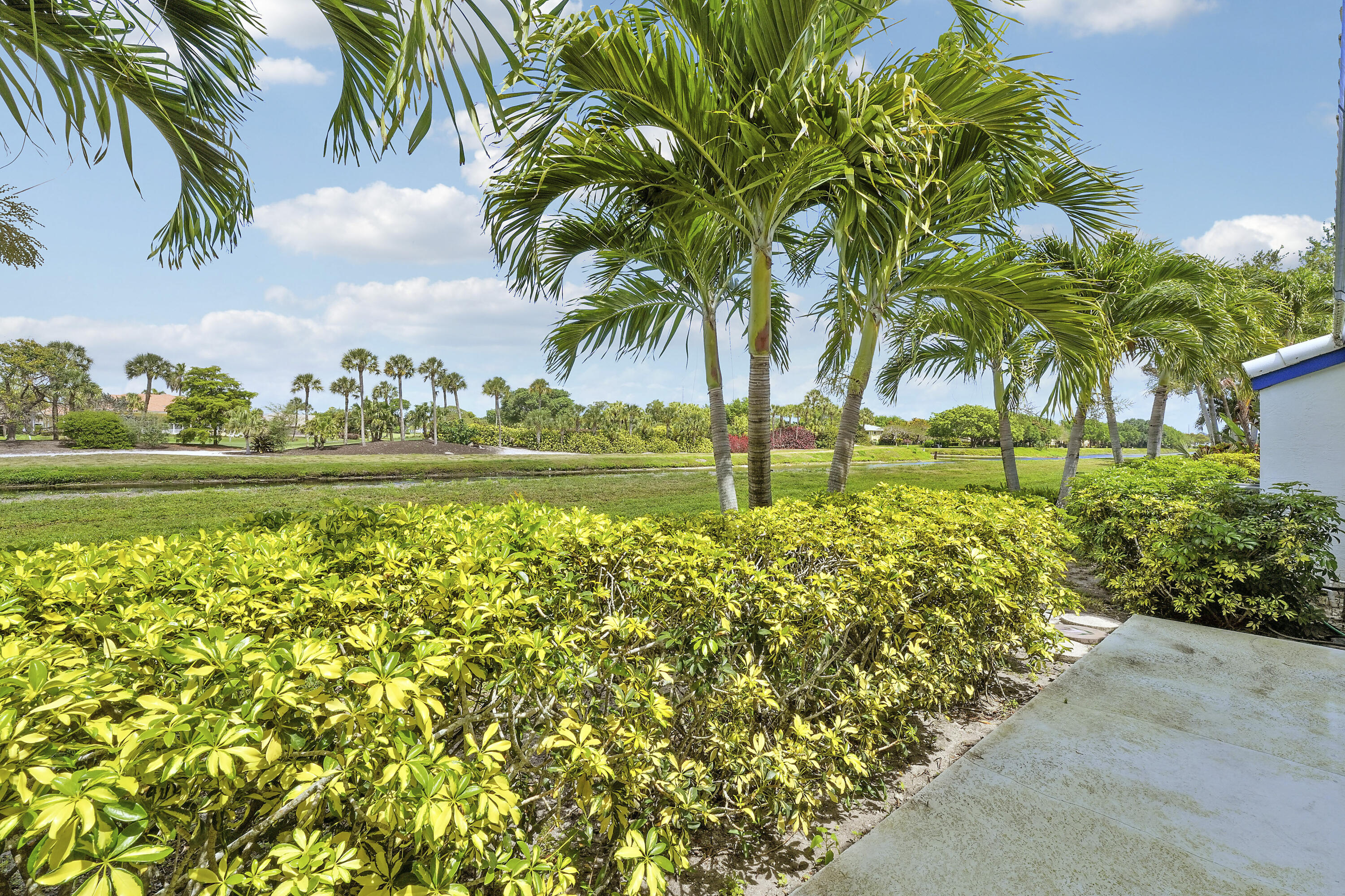 3703 Mykonos Court Boca Raton, FL 33487 - Photo 39 of 48 House-36
