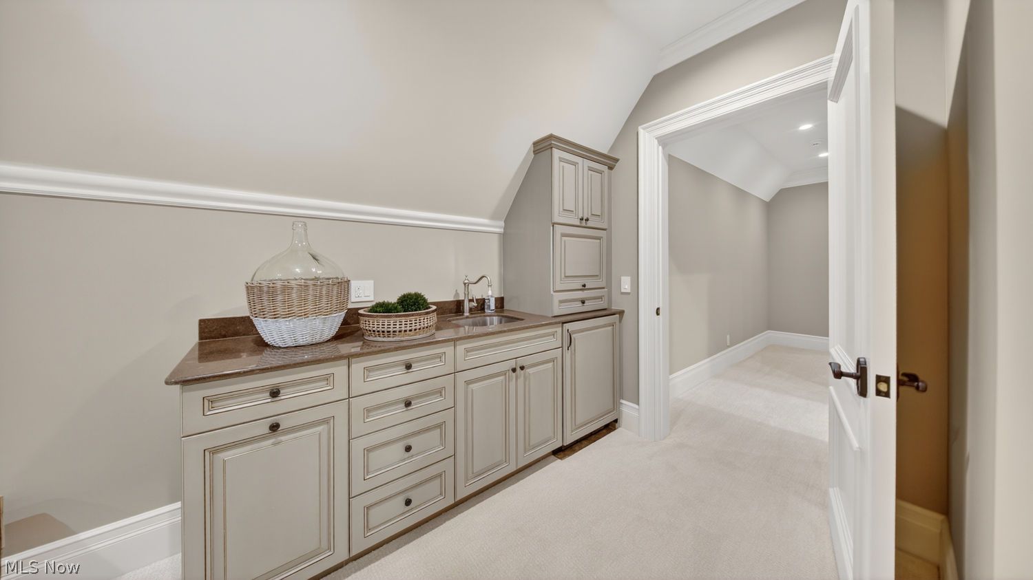 13717 West Lake Road Vermilion, OH 44089 - Photo 43 of 50