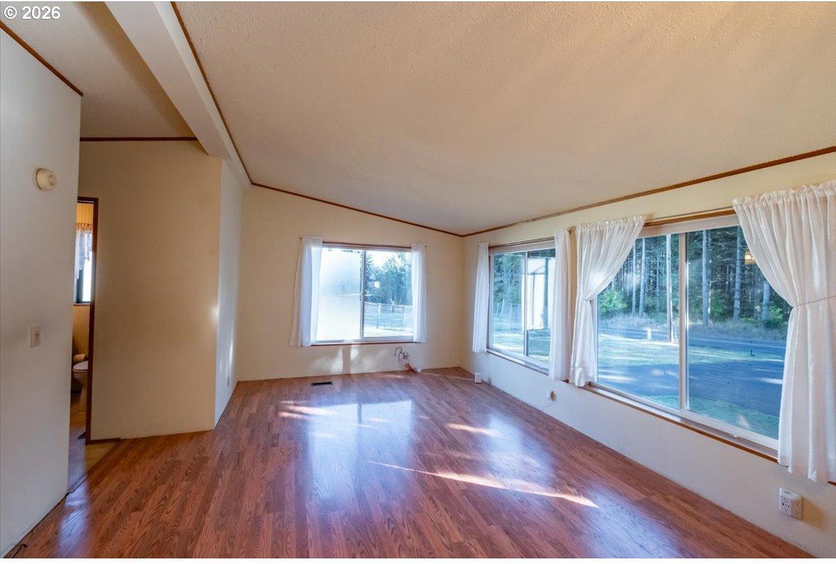 1026 Turbyne Road Sweet Home, OR 97386 - Photo 12 of 30 Gallery Image 12