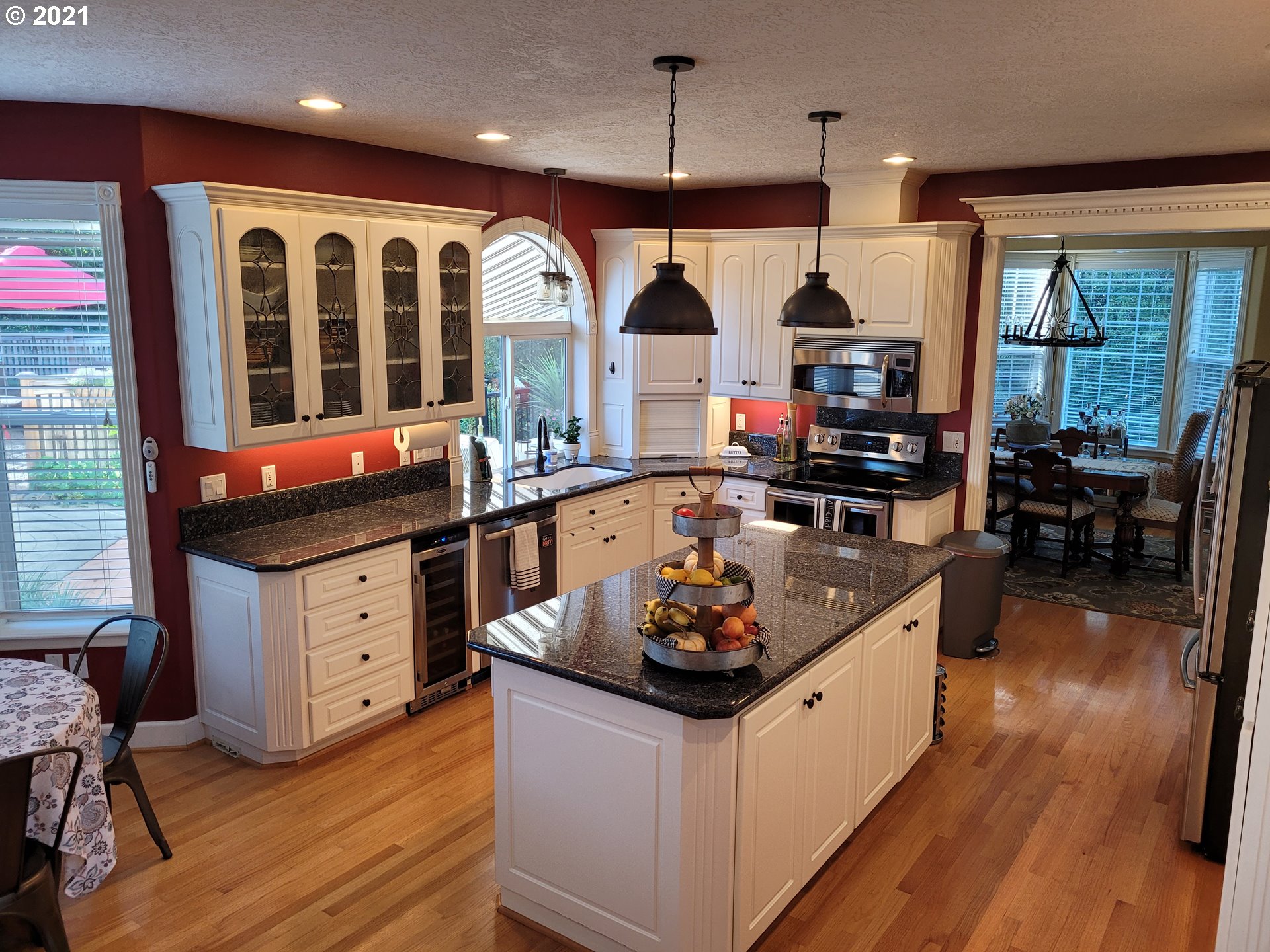2115 Northwest Thatcher Road Forest Grove, OR 97116 - Photo 11 of 28 Gallery Image 11