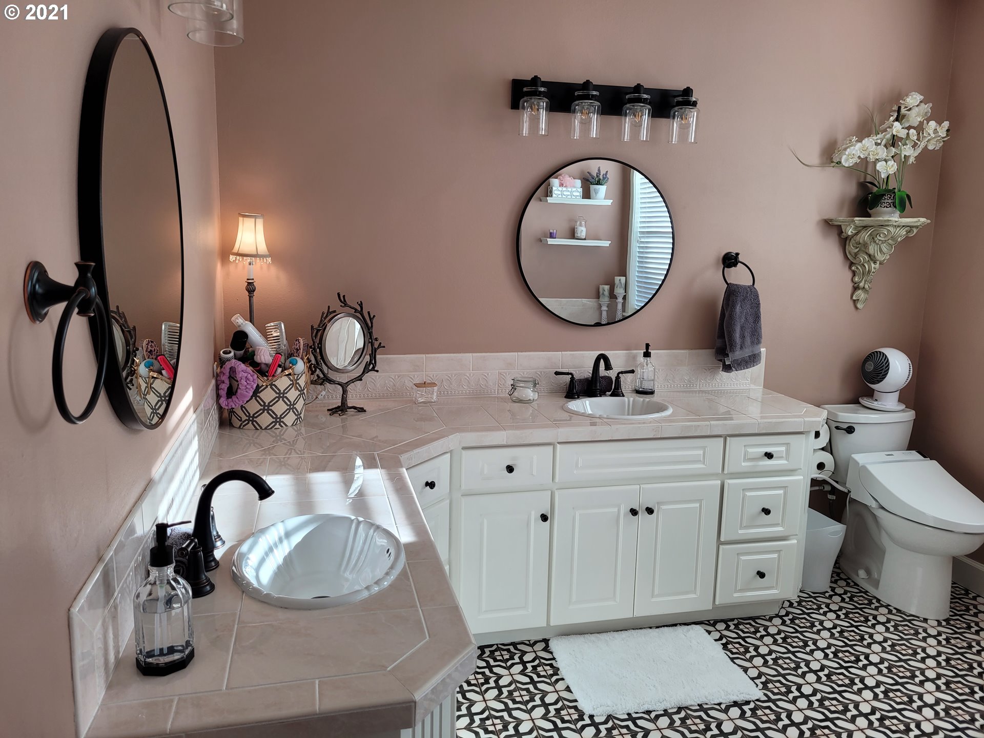 2115 Northwest Thatcher Road Forest Grove, OR 97116 - Photo 19 of 28 Gallery Image 19