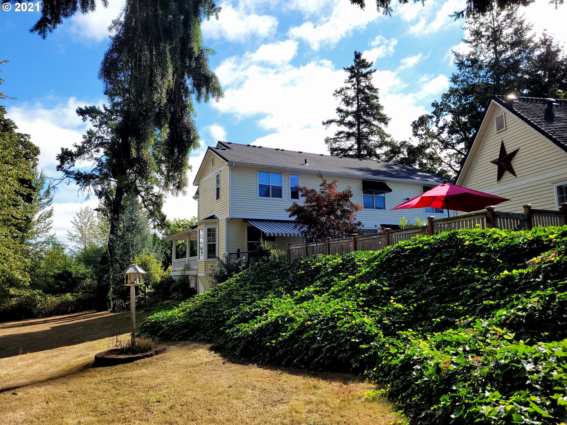 2115 Northwest Thatcher Road Forest Grove, OR 97116 - Photo 5 of 28 Gallery Image 5