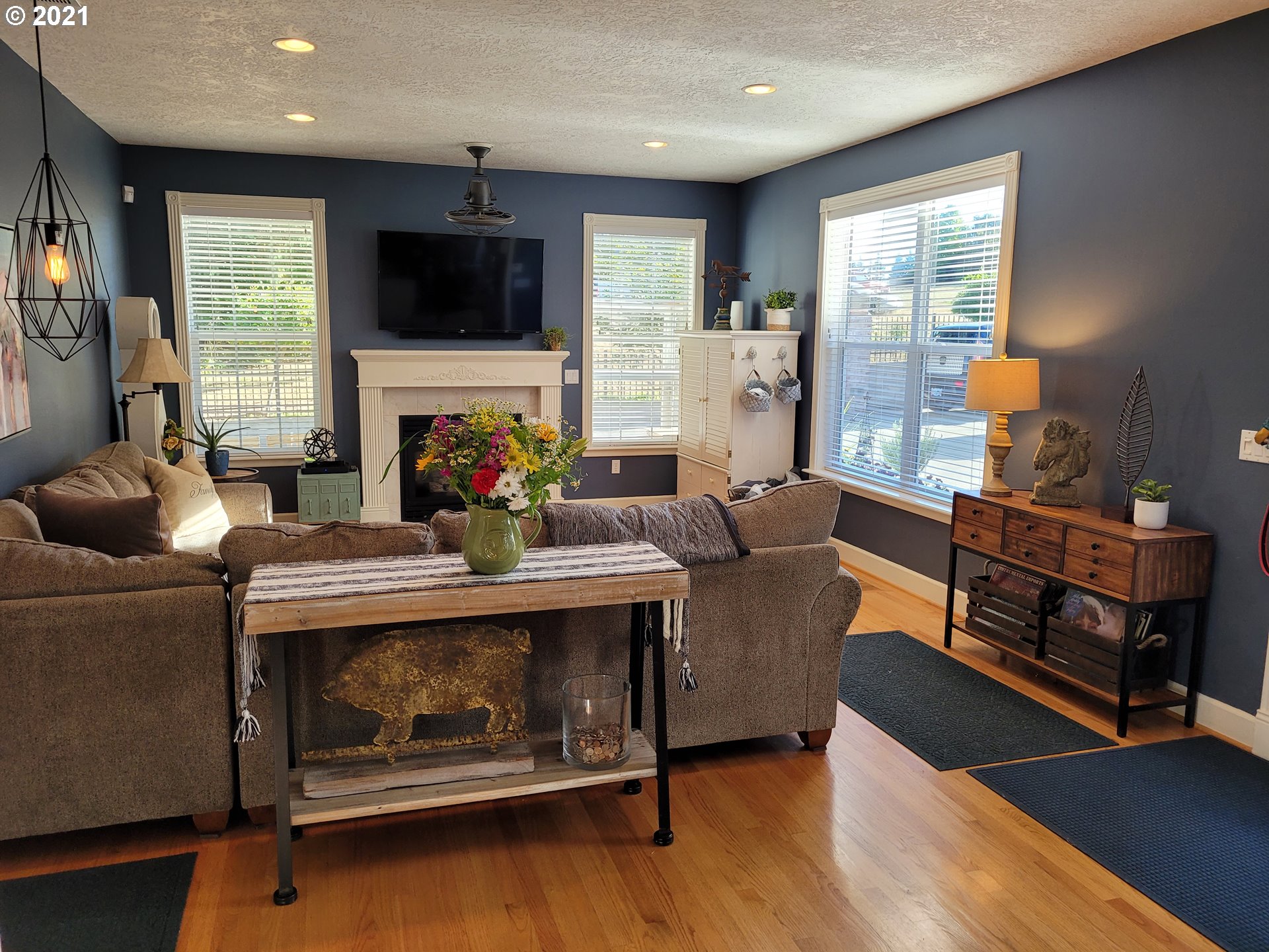 2115 Northwest Thatcher Road Forest Grove, OR 97116 - Photo 10 of 28 Gallery Image 10