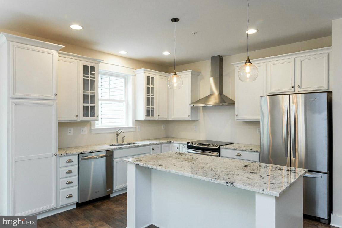 6940 Meadowlake Road New Market, MD 21774 - Photo 3 of 26 Interior (General)