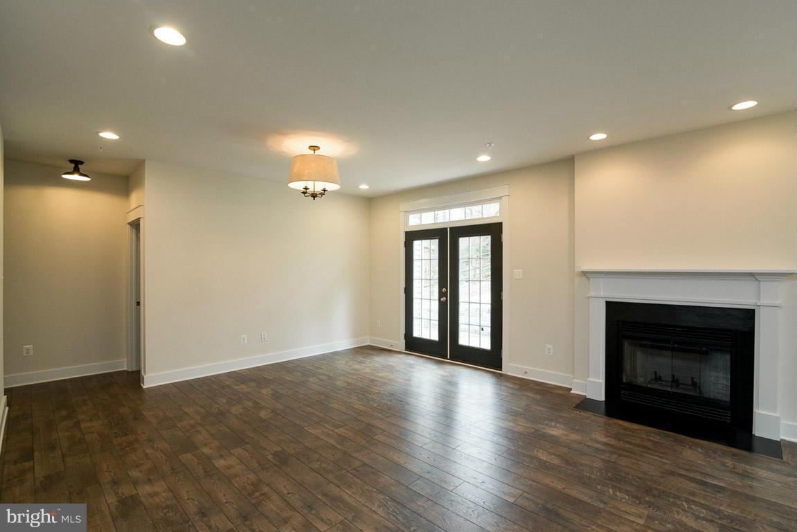 6940 Meadowlake Road New Market, MD 21774 - Photo 8 of 26 Interior (General)
