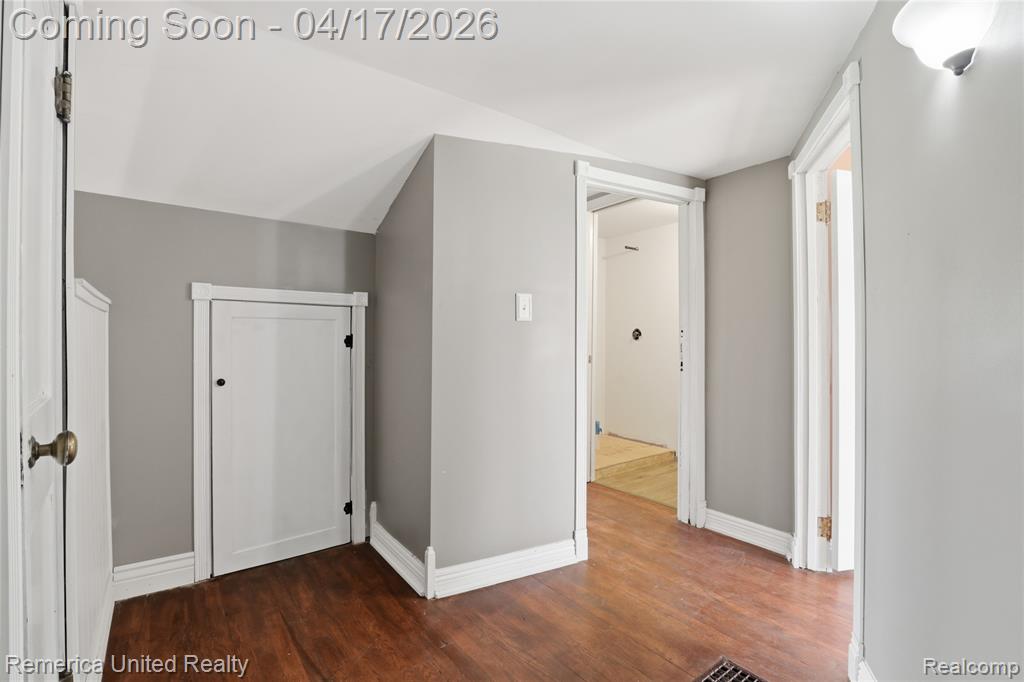 8375 Denton Hill Road Fenton, MI 48430 - Photo 23 of 41 Gallery Image 23