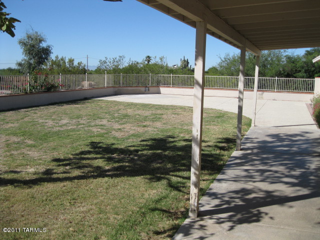 10814 East Limberlost Road Tucson, AZ 85749 - Photo 8 of 15