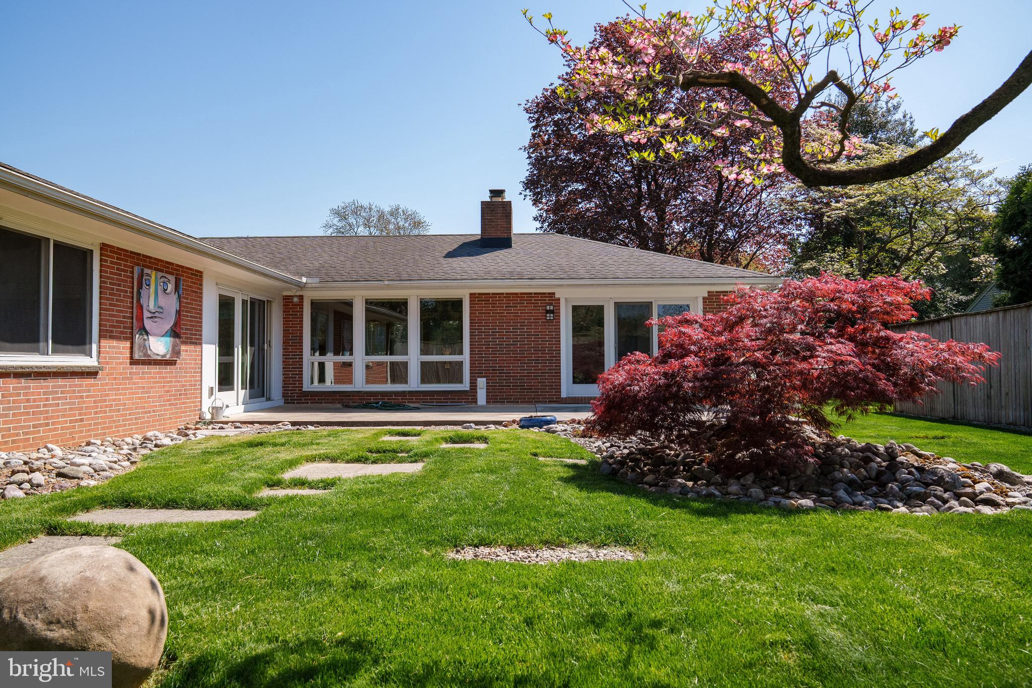 886 Hornig Road Lancaster, PA 17601 - Photo 7 of 59 Gallery Image 7
