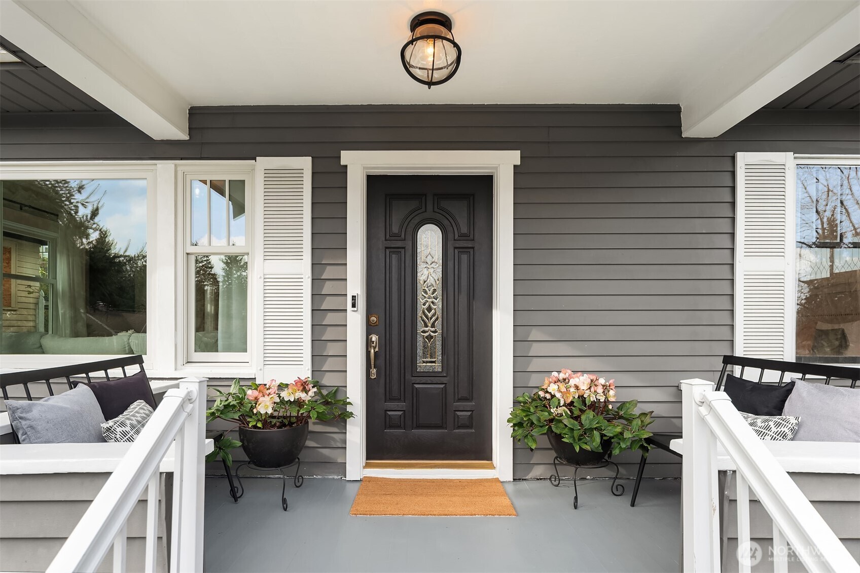 5017 35th Avenue Southwest Seattle, WA 98126 - Photo 2 of 29