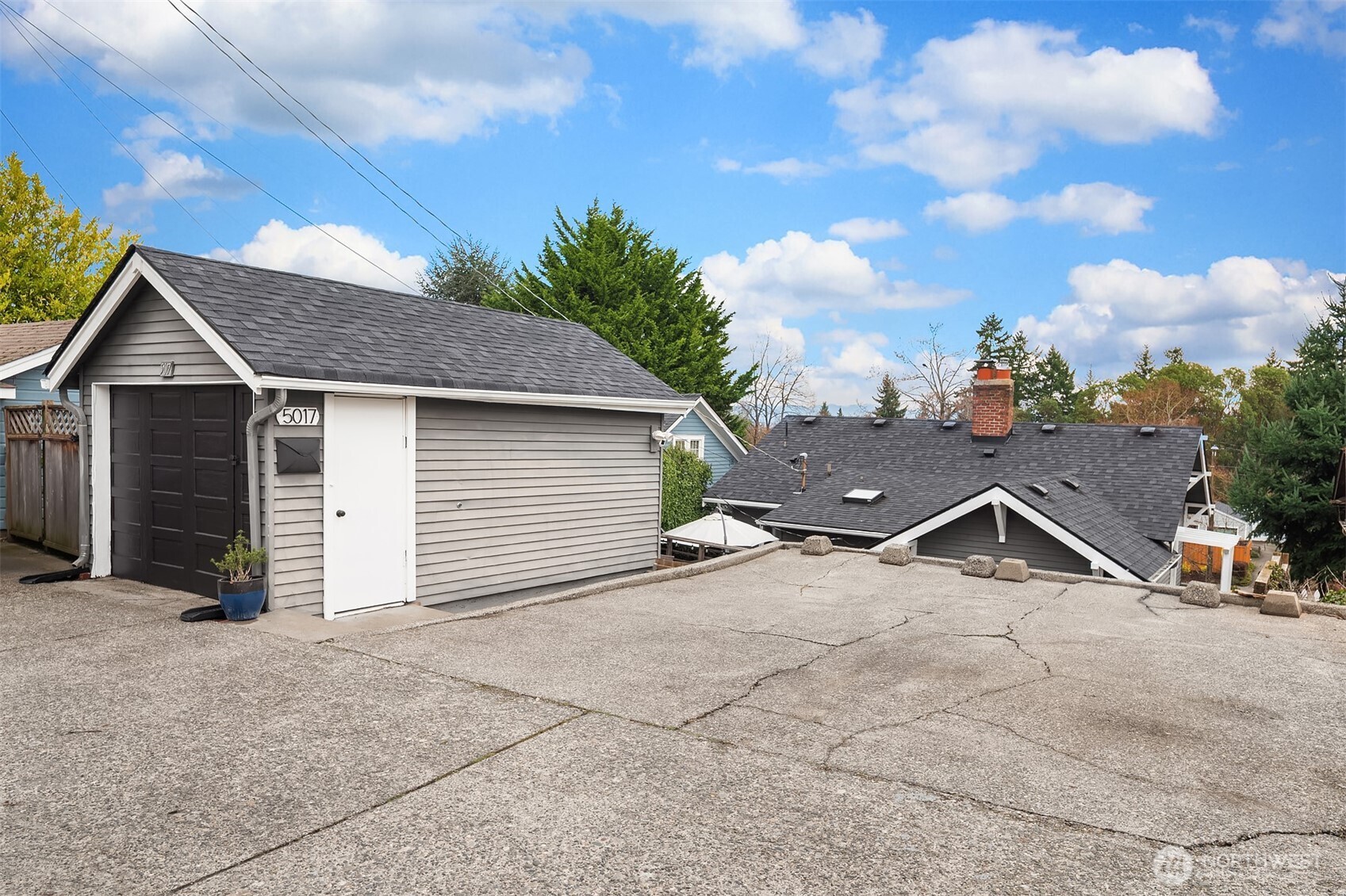 5017 35th Avenue Southwest Seattle, WA 98126 - Photo 28 of 29