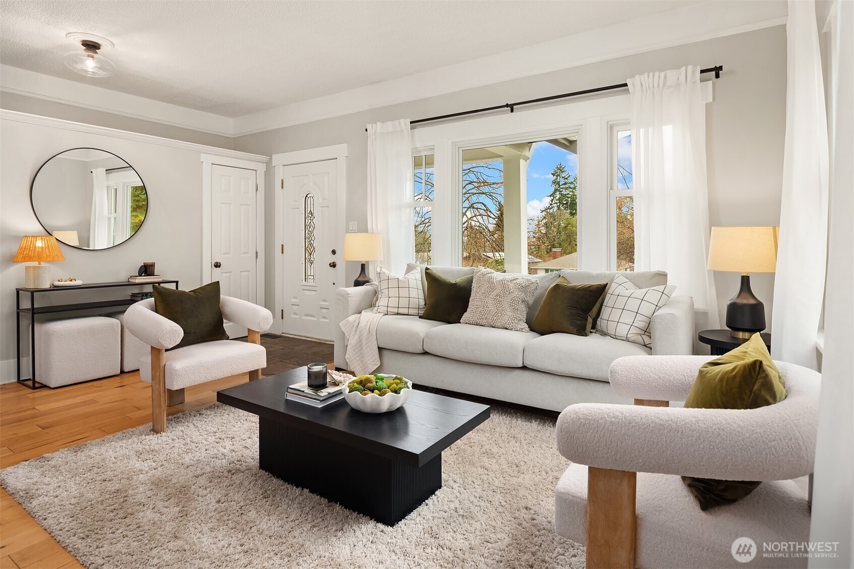 5017 35th Avenue Southwest Seattle, WA 98126 - Photo 5 of 29