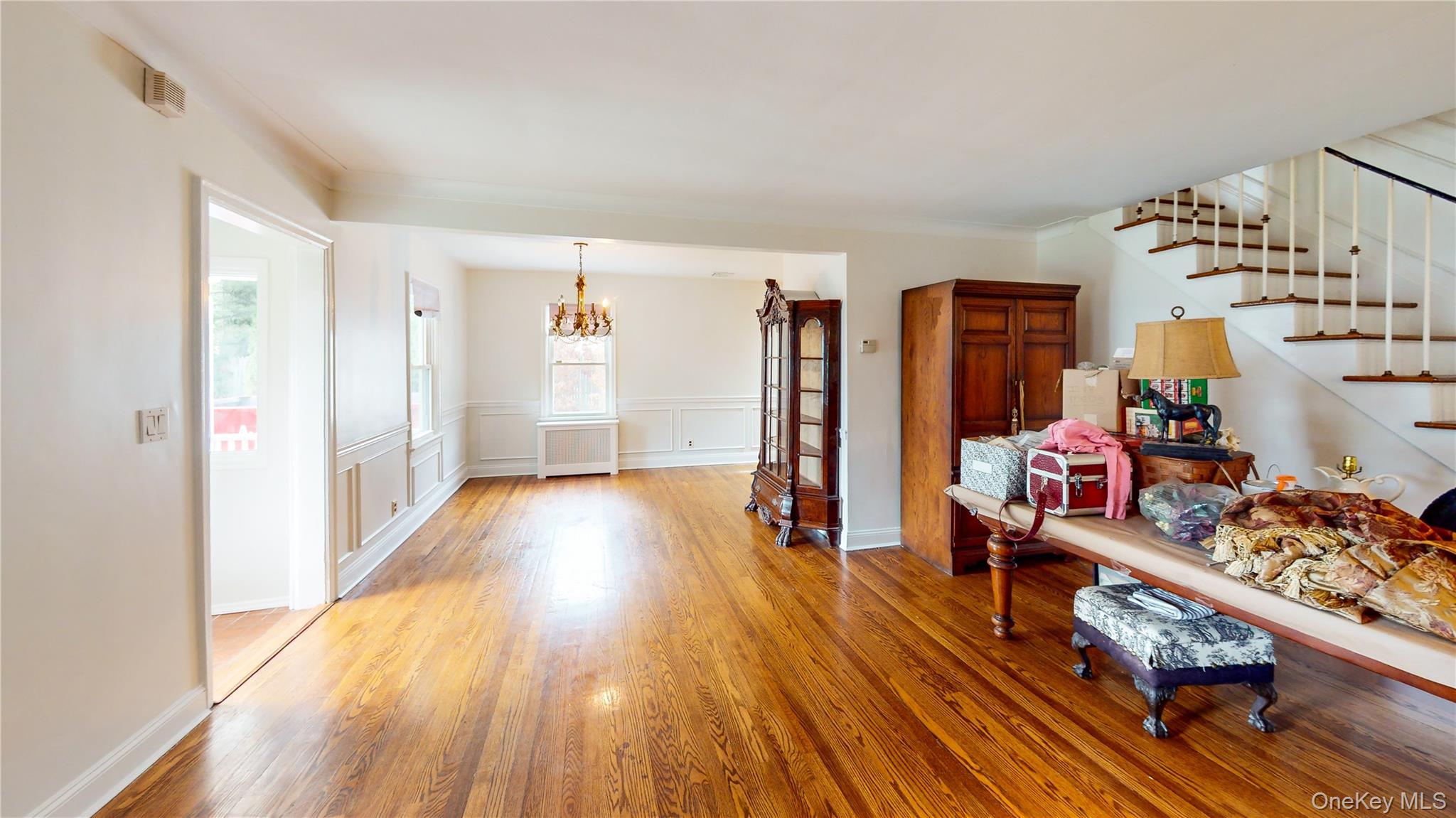 11 East Webster Street Merrick, NY 11566 - Photo 4 of 16
