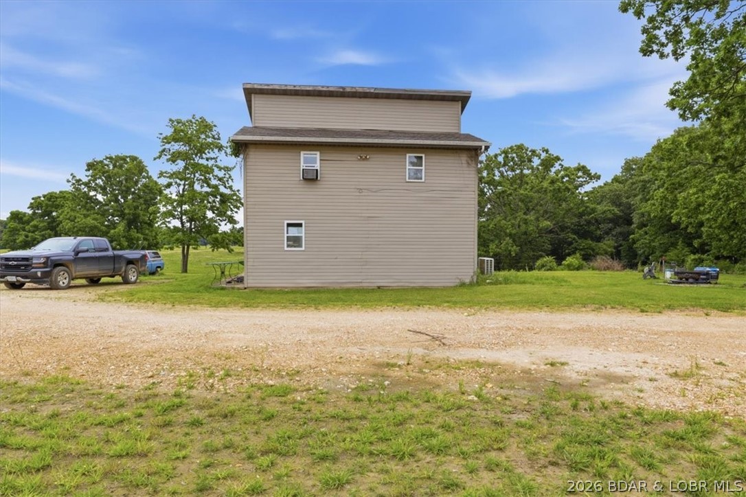 6453 North Circle Road Stover, MO 65078 - Photo 36 of 40