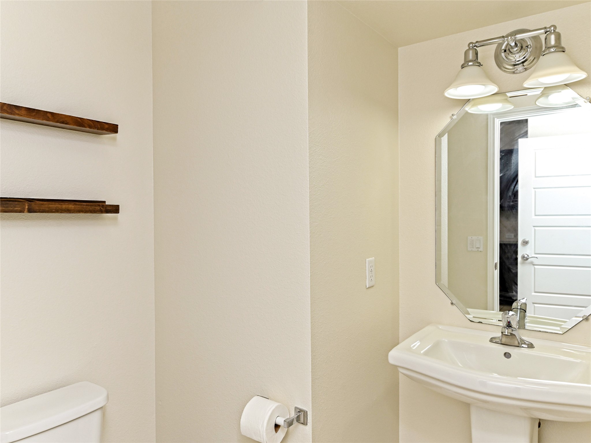 6814 East Riverside Drive, Unit 63 Austin, TX 78741 - Photo 22 of 24 Gallery Image 22